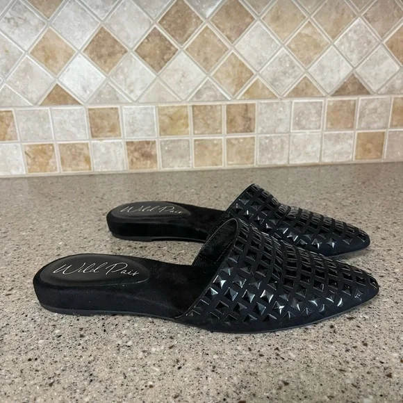 Wild Pair Antoinette Black Stud Mule Size 7 - Picture 2 of 5